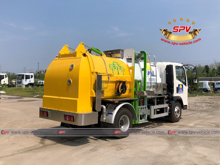 5 CBM Kitchen Waste Disposal Truck Sinotruk HOWO - RB